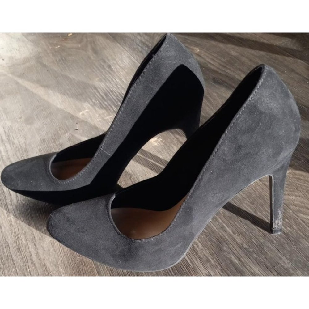 Lauren Conrad Black Heels- Size 9